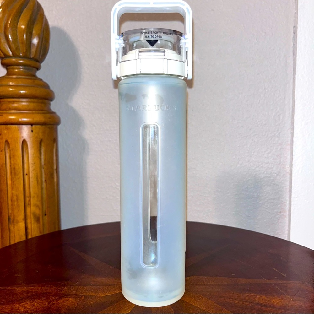 Starbucks Glass Cold Beverage Container Silicone Cover Flip Handle 2010. 16 oz.